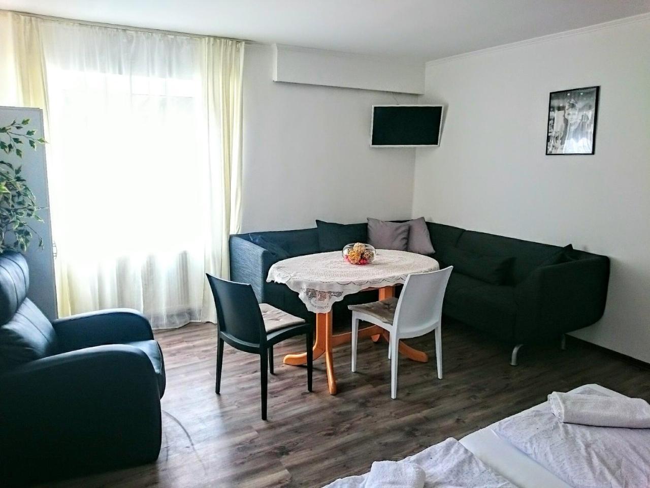 Hostel בראונלאגה מראה חיצוני תמונה
